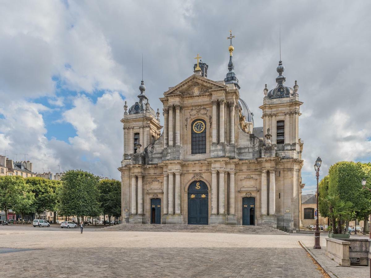Appartement satory Versailles Exterior foto